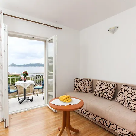 Daire Ana - One-bedroom With Balcony And Sea View - 4 2 Floor *